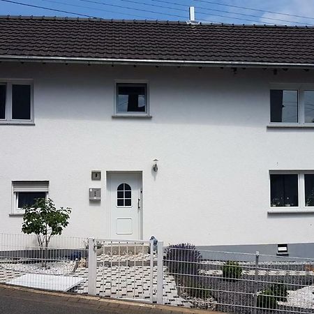 Westerwald Apartments Strassenhaus Buitenkant foto